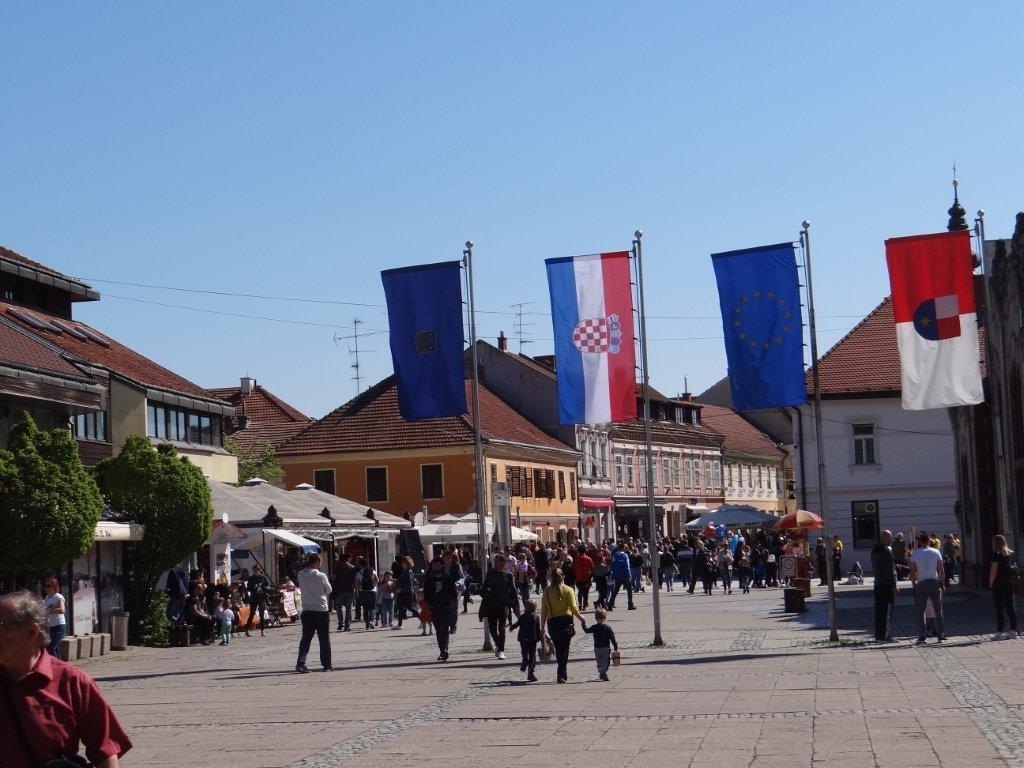 Predblagdansko raspoloženje: Čakovec okupirale sve generacije