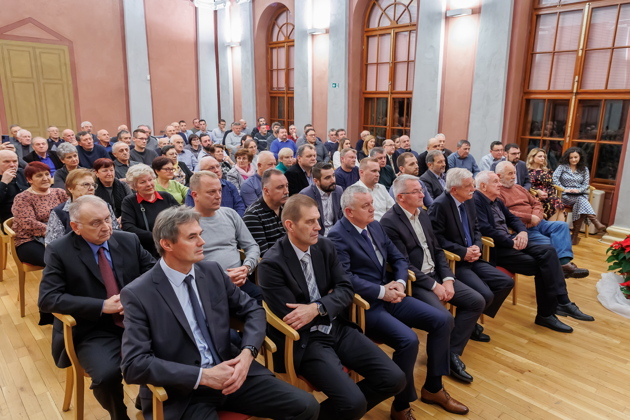 ELEKTRA ČAKOVEC Predstavljanje monografije Ljudi s druge strane utičnice