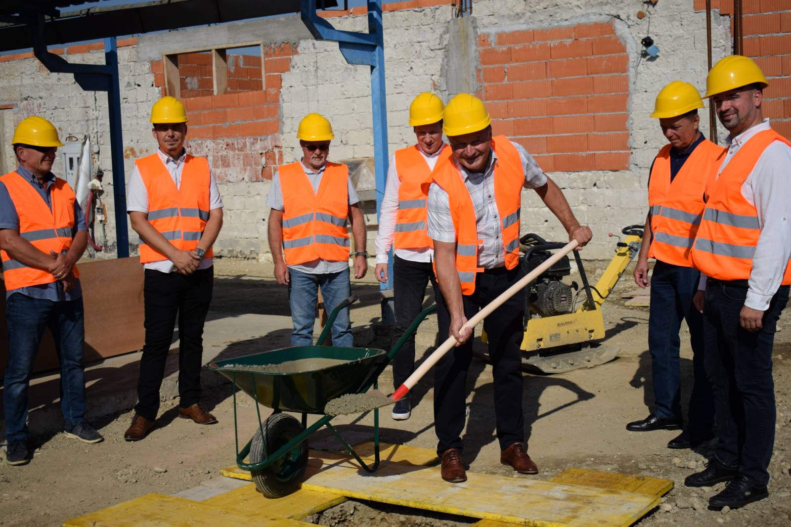 FOTO Postavljen kamen temeljac za rekonstrukciju i nadogradnju kompleksa Sportskog centra Goričan FOTO Postavljen kamen temeljac za rekonstrukciju i nadogradnju kompleksa Sportskog centra Goričan