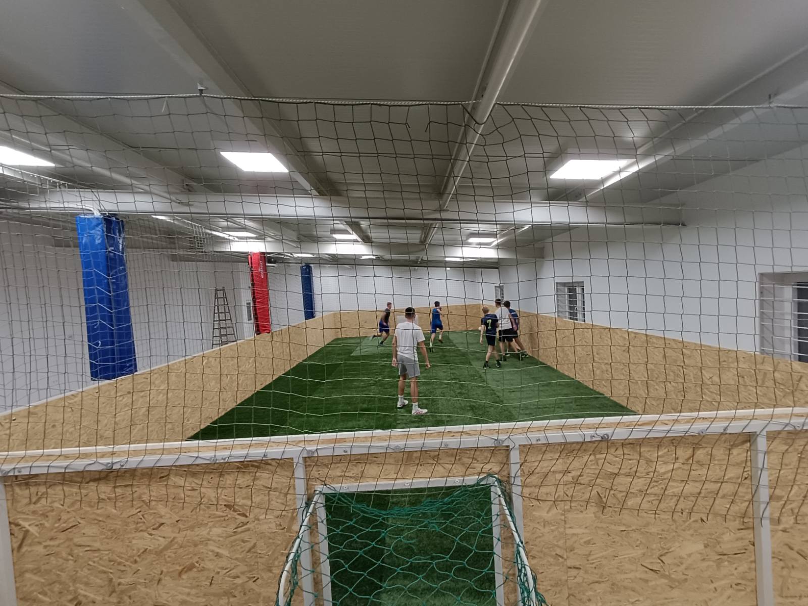 U Kotoribi se može zaigrati popularni cageball – nogomet u kavezu