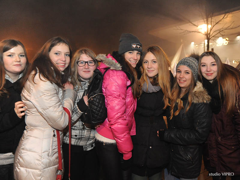 330114070dsc0610371148