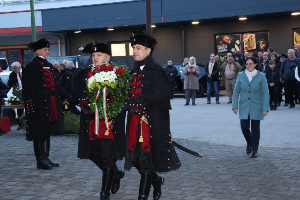 GORNJI KURŠANEC Obilježena 359. obljetnica pogibije velikana Međimurja Nikole VII. Zrinskog GORNJI KURŠANEC Obilježena 359. obljetnica pogibije velikana Međimurja Nikole VII. Zrinskog