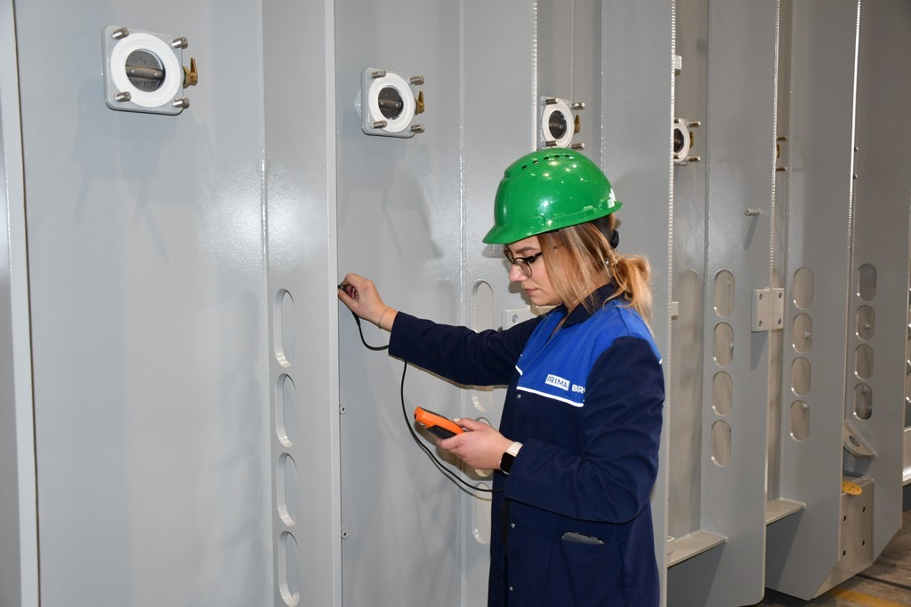 Maja Petek (25) iz Nedelišća koja već treću godinu gradi svoju karijeru u čakovečkoj tvrtki Primabiro Maja Petek (25) iz Nedelišća koja već treću godinu gradi svoju karijeru u čakovečkoj tvrtki Primabiro