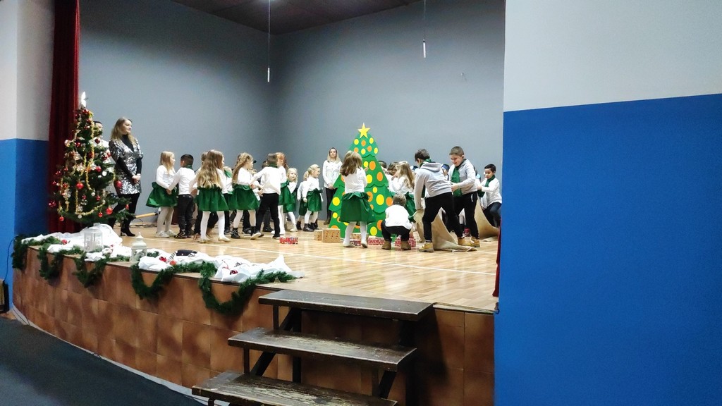 Prvi Božićni sajam u Pribislavcu naišao na odličan odaziv