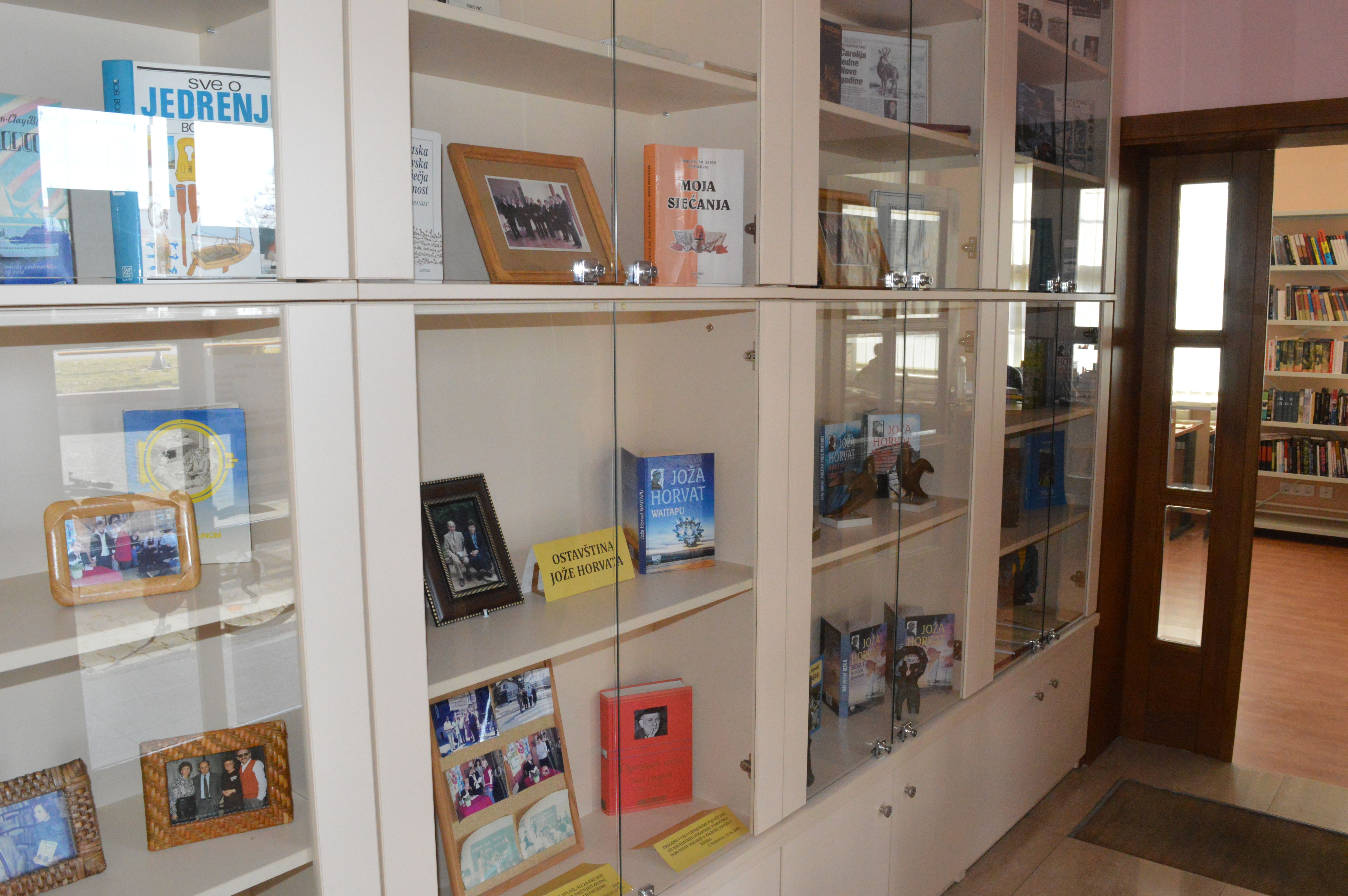 U kotoripskoj knjižnici kutak posvećen književniku i moreplovcu Joži Horvatu