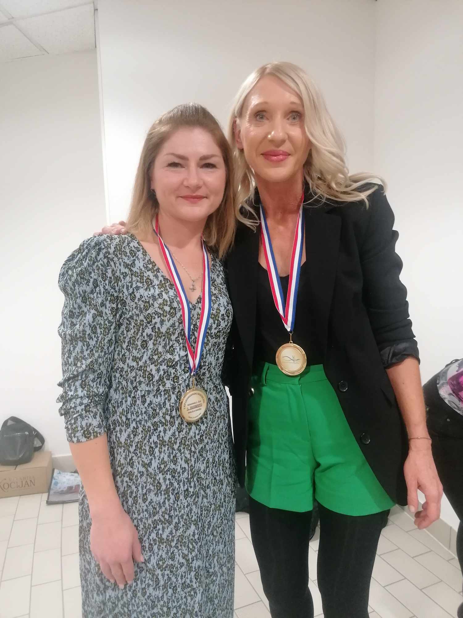 Image 5923341 (auto) Image 5923341 (auto)