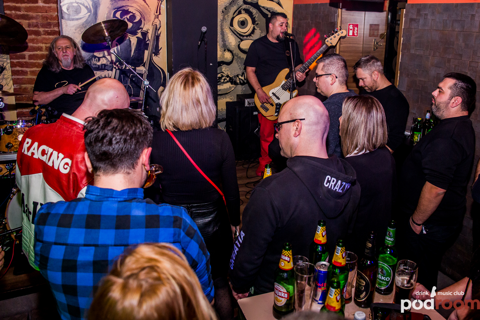 Crno Perje u Podroomu