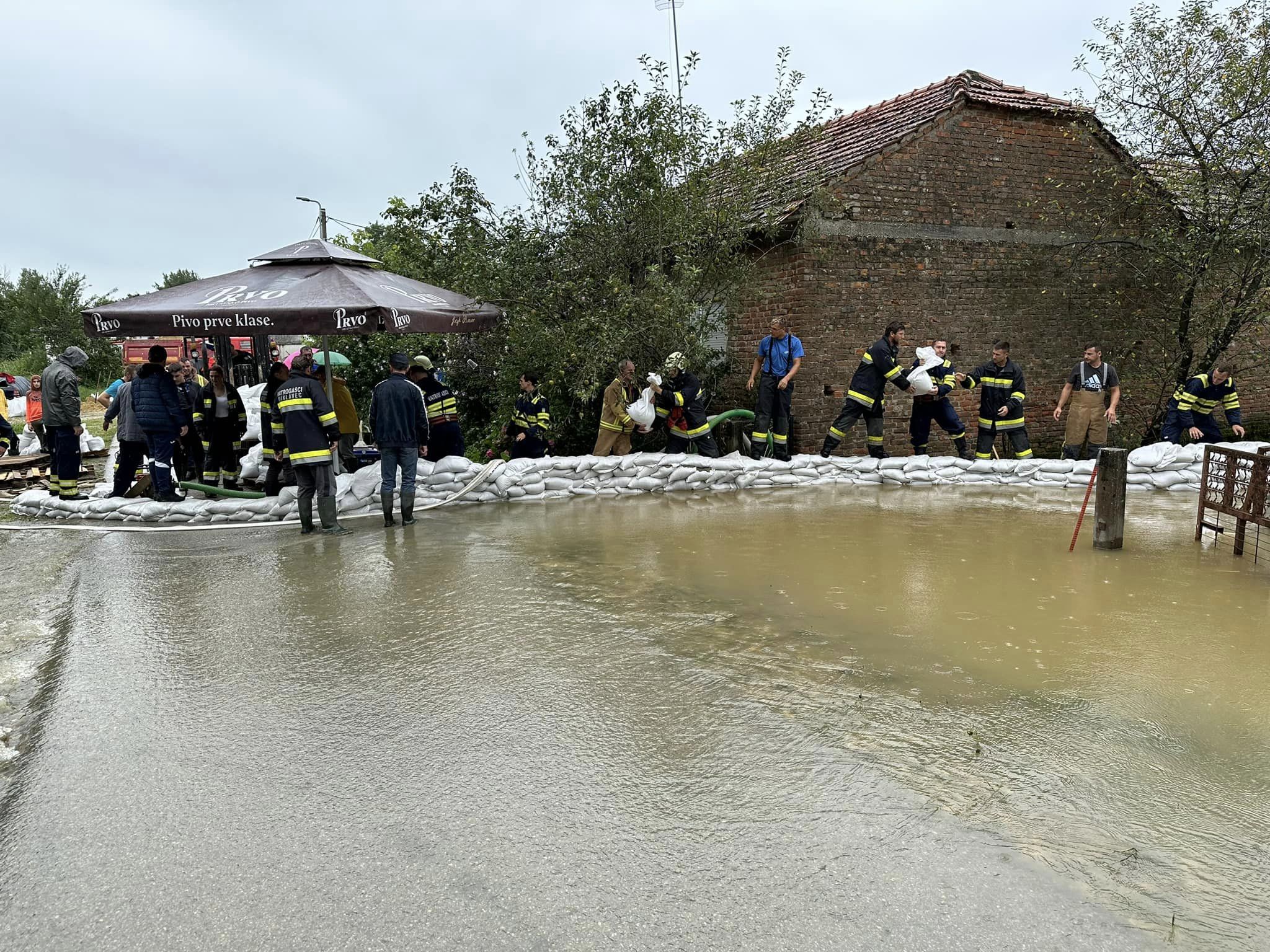 PODTUREN Zajedničkim snagama osigurali prve kuće i prostore nogometnog kluba