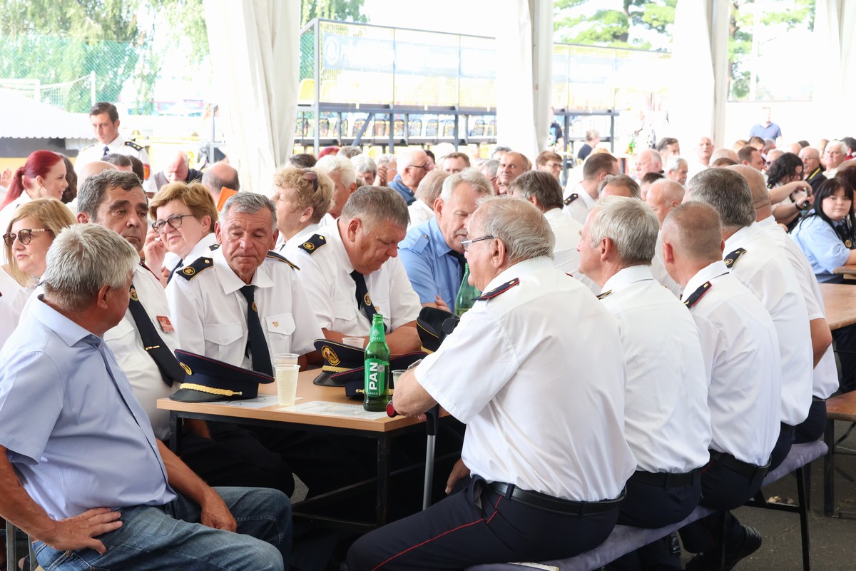 VELIKA PROSLAVA DVD Savska Ves proslavilo 100. obljetnicu predanog rada