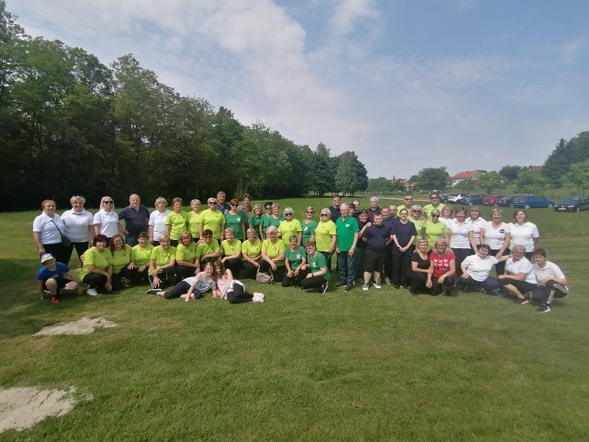 ŠENKOVEC U POKRETU Udruga ‘Sport za sve’ već tri desetljeća doprinosi tjelesnoj aktivnosti mještana ŠENKOVEC U POKRETU Udruga ‘Sport za sve’ već tri desetljeća doprinosi tjelesnoj aktivnosti mještana