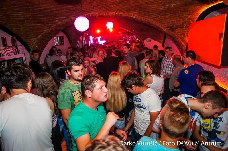 slika00071 Antrum (Subota, 28.6.2014. – Sandra Afrika)