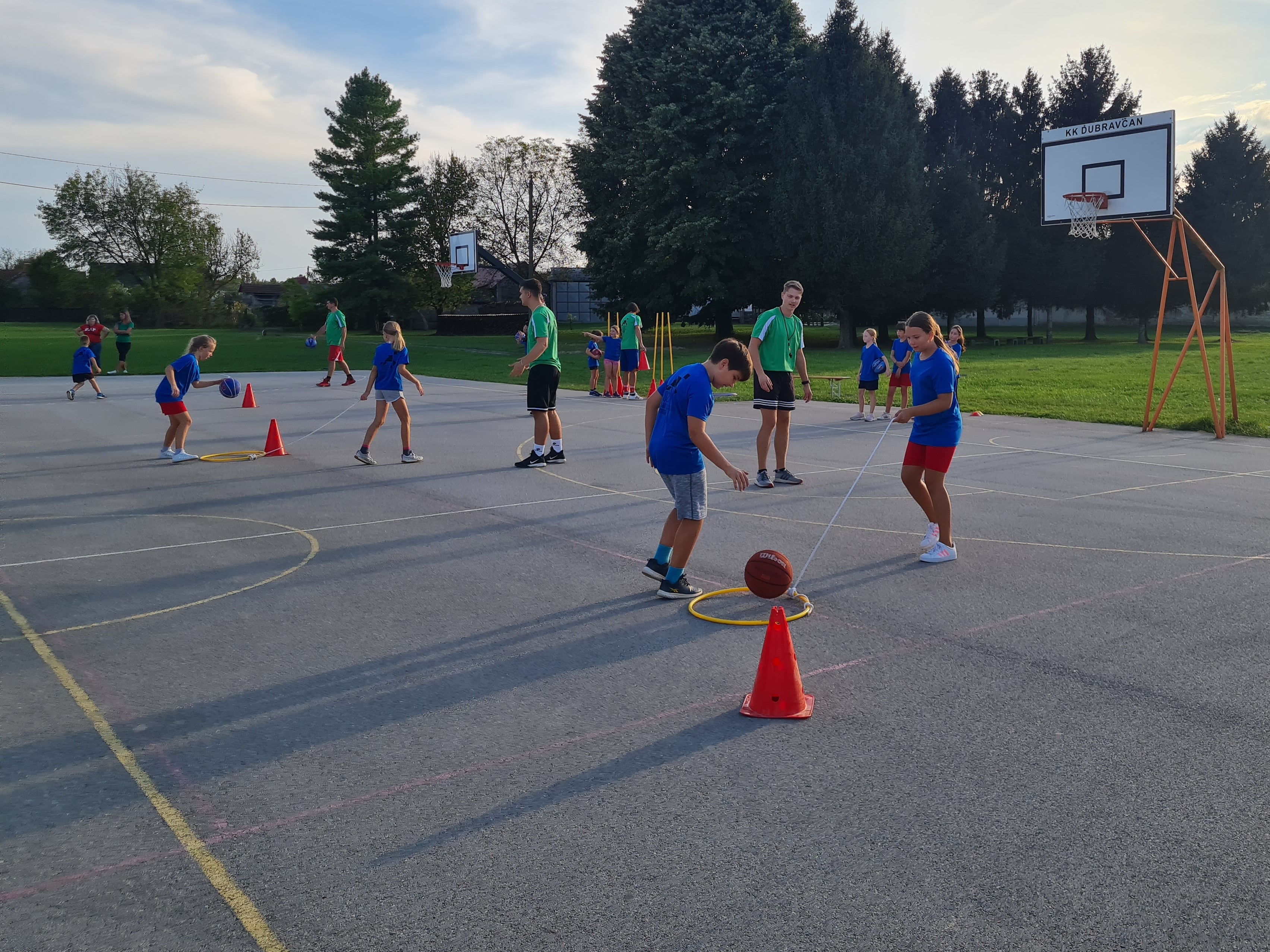 Mladi dobravski sportaši – košarka