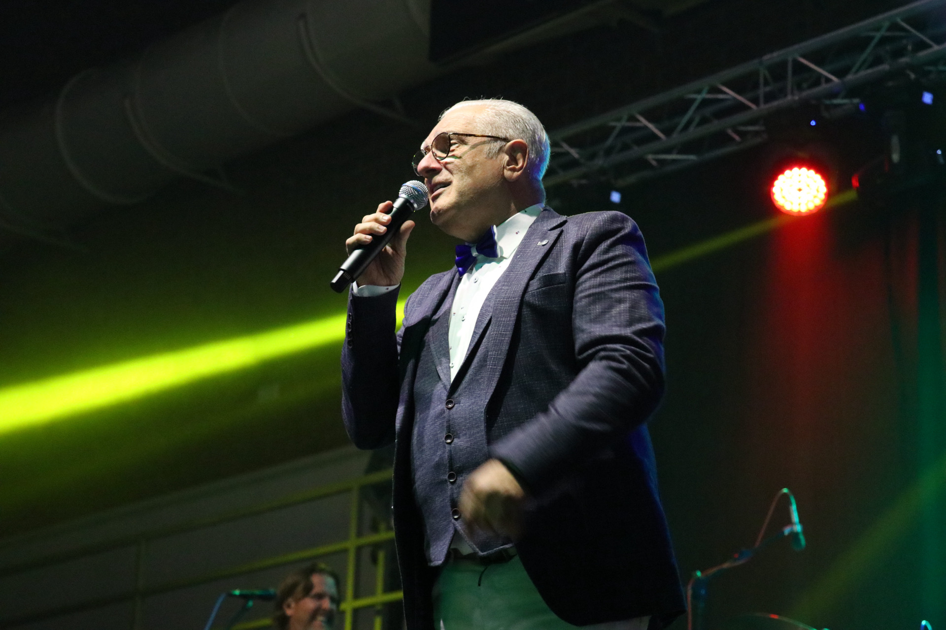 FOTO Željko Samardžić zagrijao Čakovec na jesenskom koncertu u punoj GOC dvorani