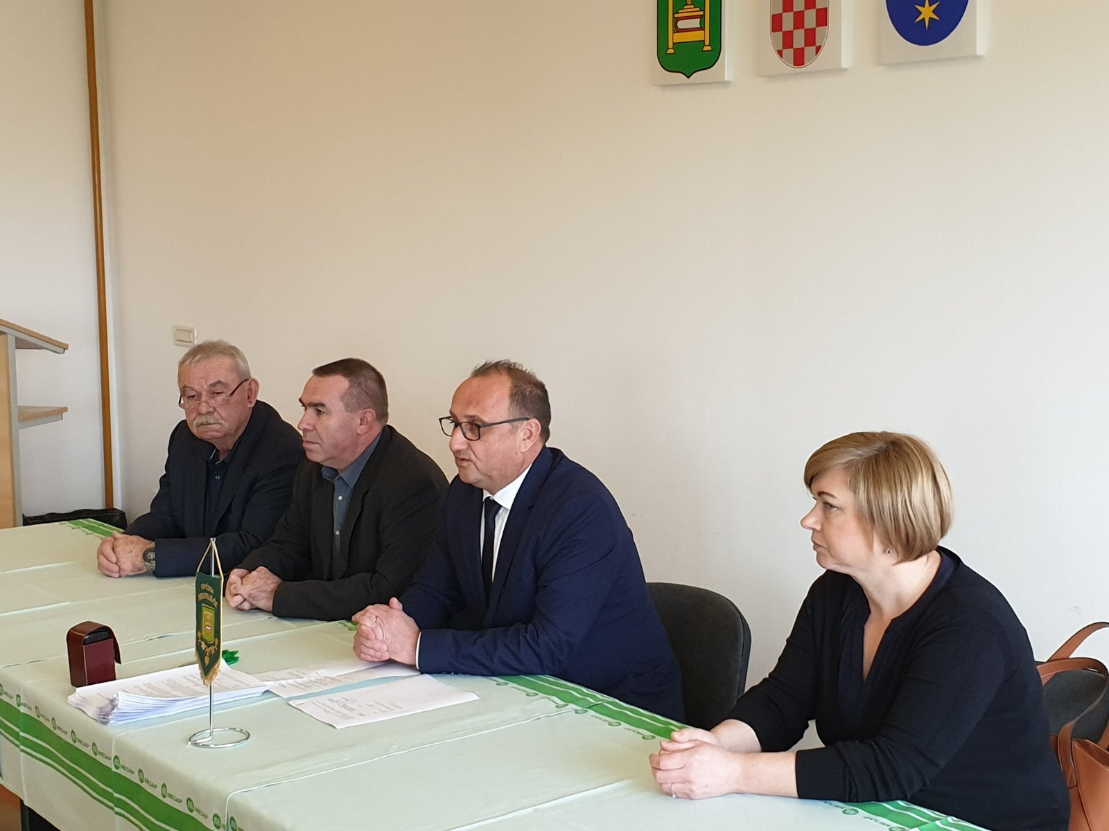 OPĆINA NEDELIŠĆE Potpisivanje ugovora s novim stipendistima o stipendiranju za akademsku 2019./2020. godinu OPĆINA NEDELIŠĆE Potpisivanje ugovora s novim stipendistima o stipendiranju za akademsku 2019./2020. godinu