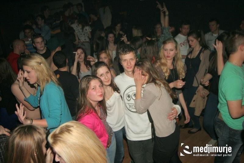 slika0026 Arcus (Subota, 21.4.2012) slika0026 Arcus (Subota, 21.4.2012)