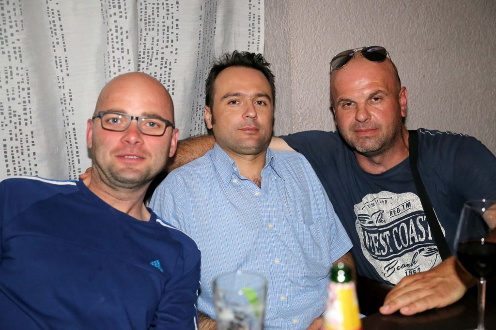 img9565resizeresize355653