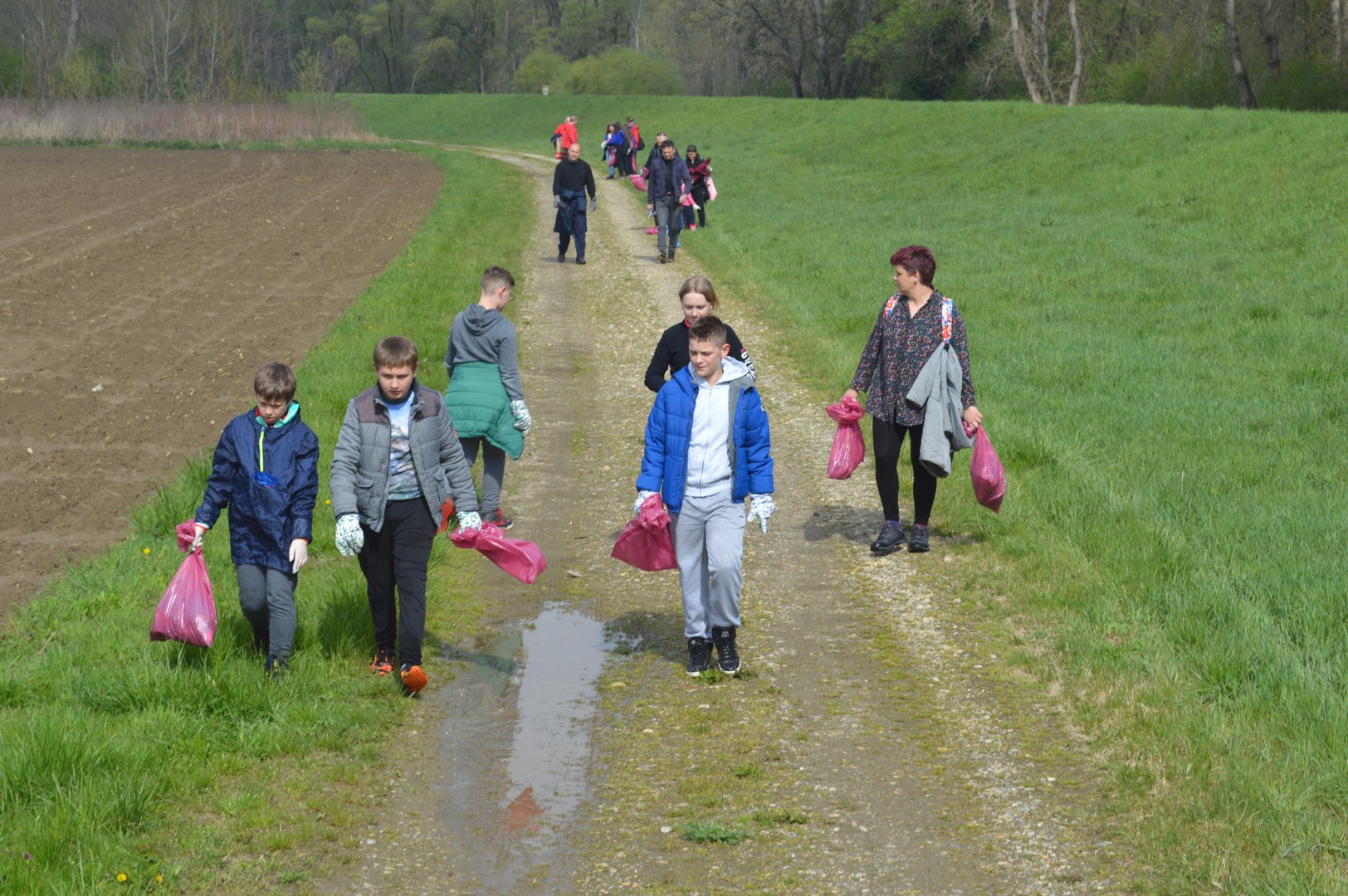 Izviđači u akciji: Ekološka akcija u Kotoribi povodom Dana planeta Zemlje