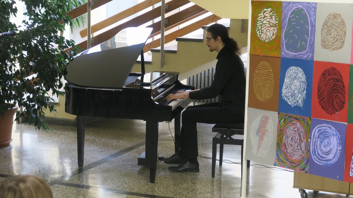 Gimnazija Josipa Slavenskog Čakovec i ove školske godine kroz Centre izvrsnosti okuplja talentirane i darovite učenike