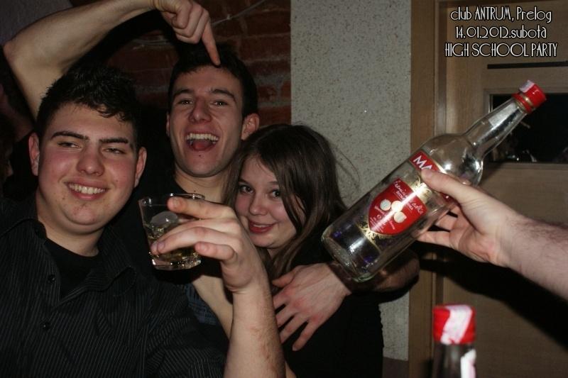 slika0018 Antrum (Subota, 14.1.2012) slika0018 Antrum (Subota, 14.1.2012)