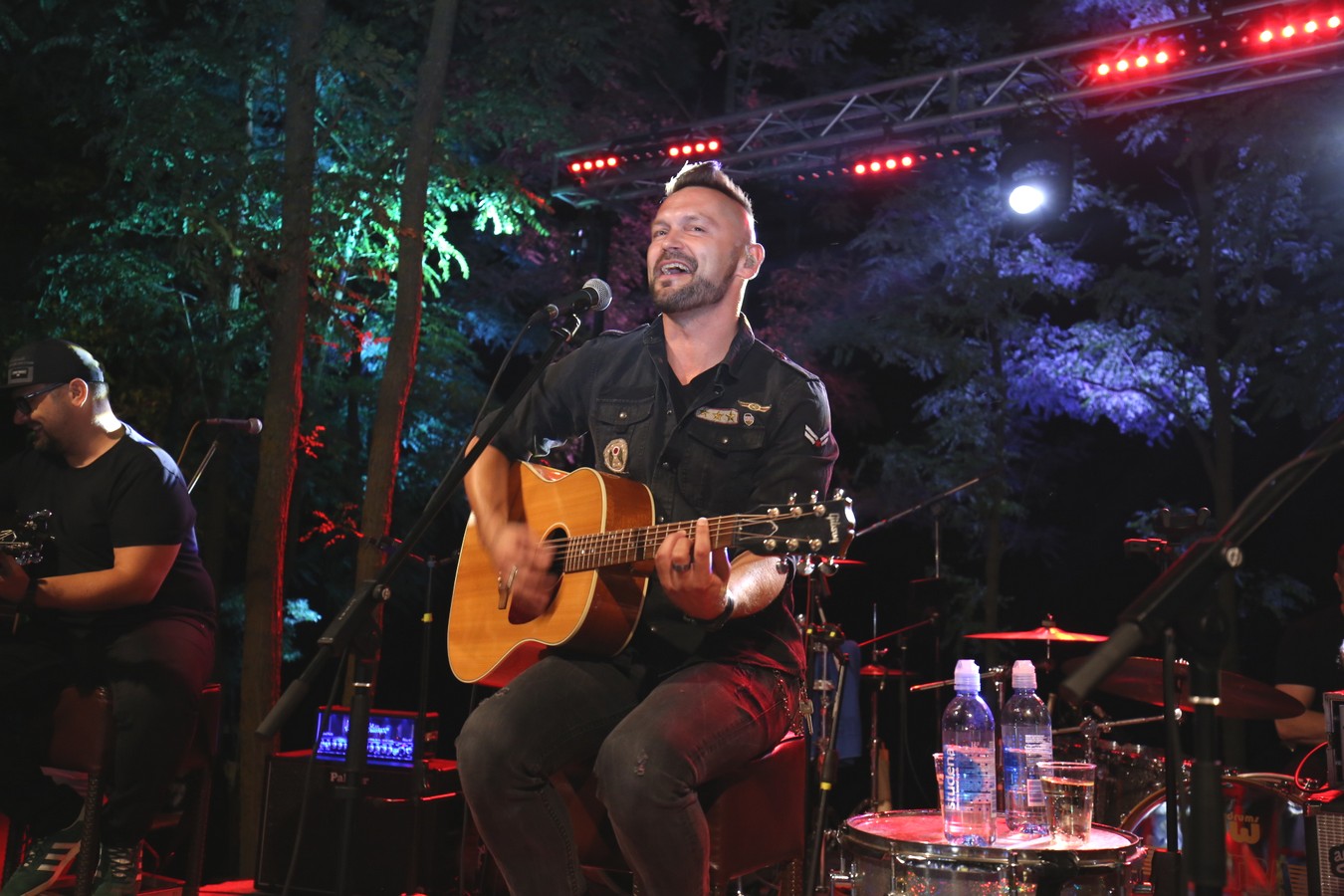 Odličan koncert Vatre u predivnom ambijentu Mađerkinog brega