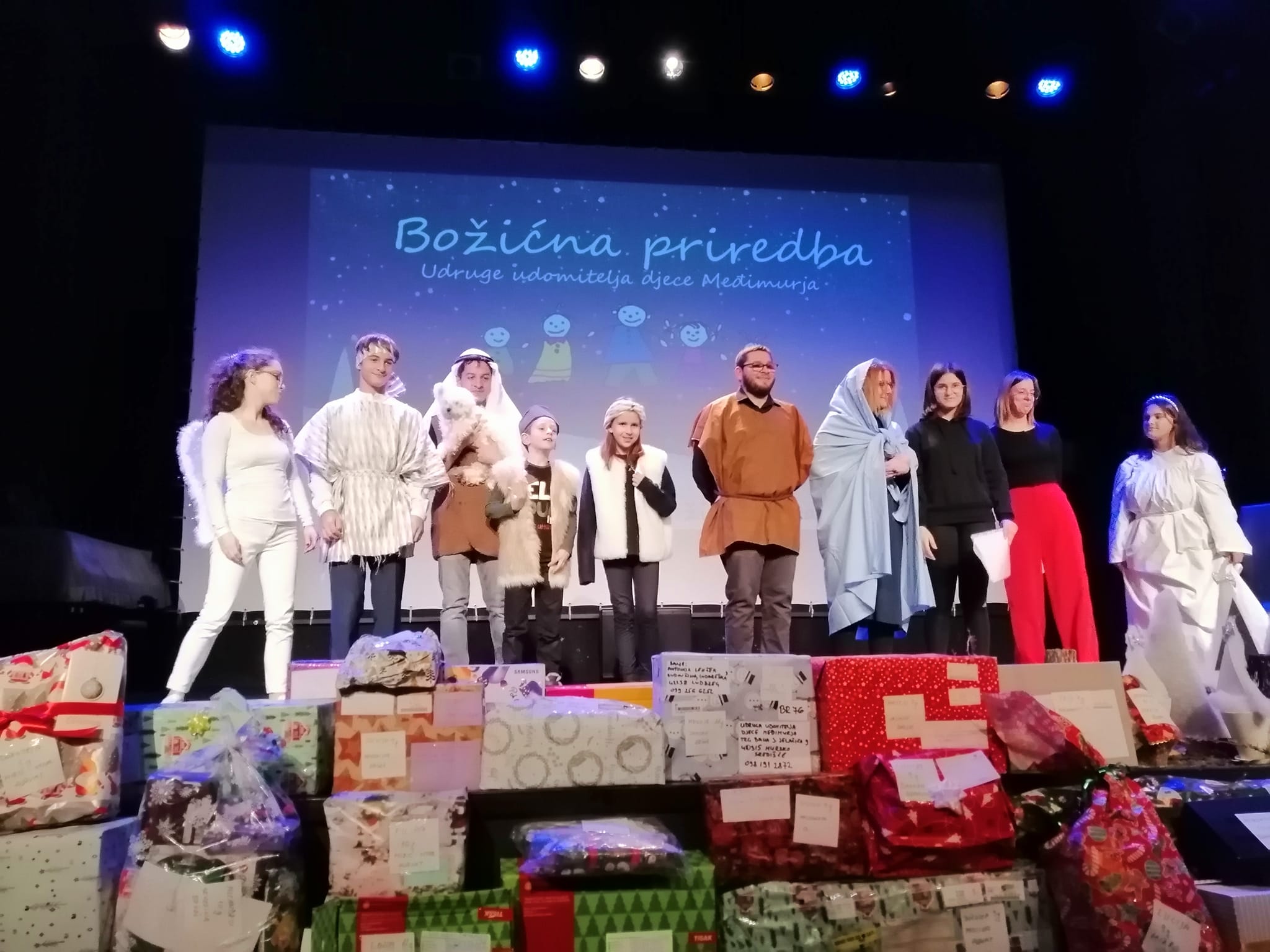 Božićna priredba Udruge udomitelja djece Međimurja u Centru za kulturu ‘Rudar’