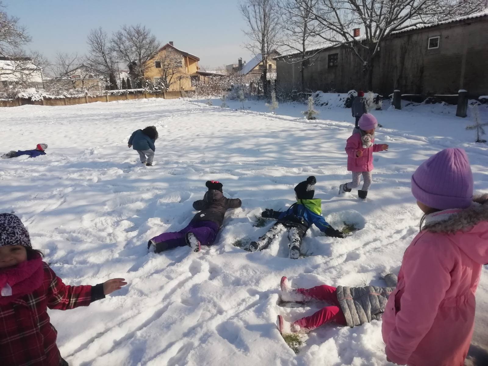 VELJAČA PREVRTAČA Mališani DV ‘Loptica’ bez obzira na vremenske uvjete svaki su dan u šetnji