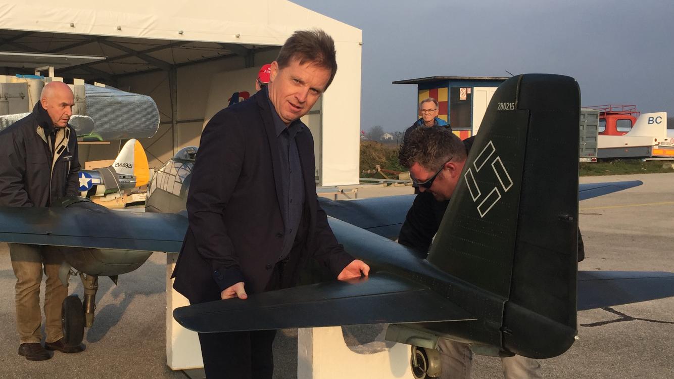 Njemački bombarder iz Drugog svjetskog rata na nebu iznad Čakovca