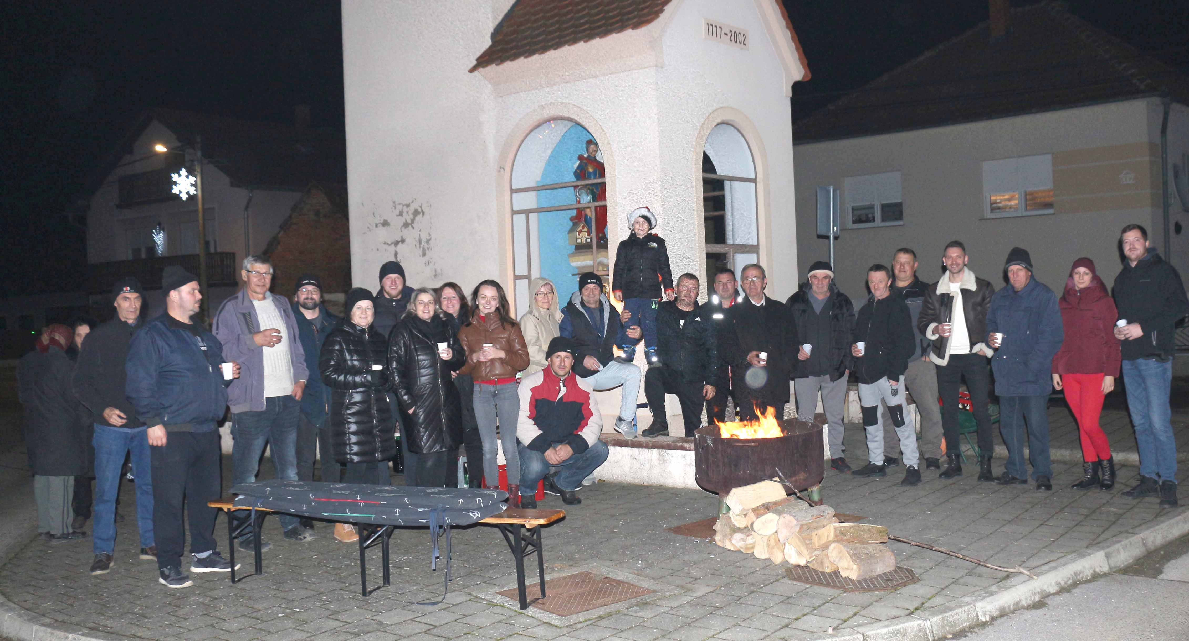 DOMAŠINEC Plamen tradicije ne jenjava – Polnoćka, okusi i zajedništvo obilježavaju blagdane