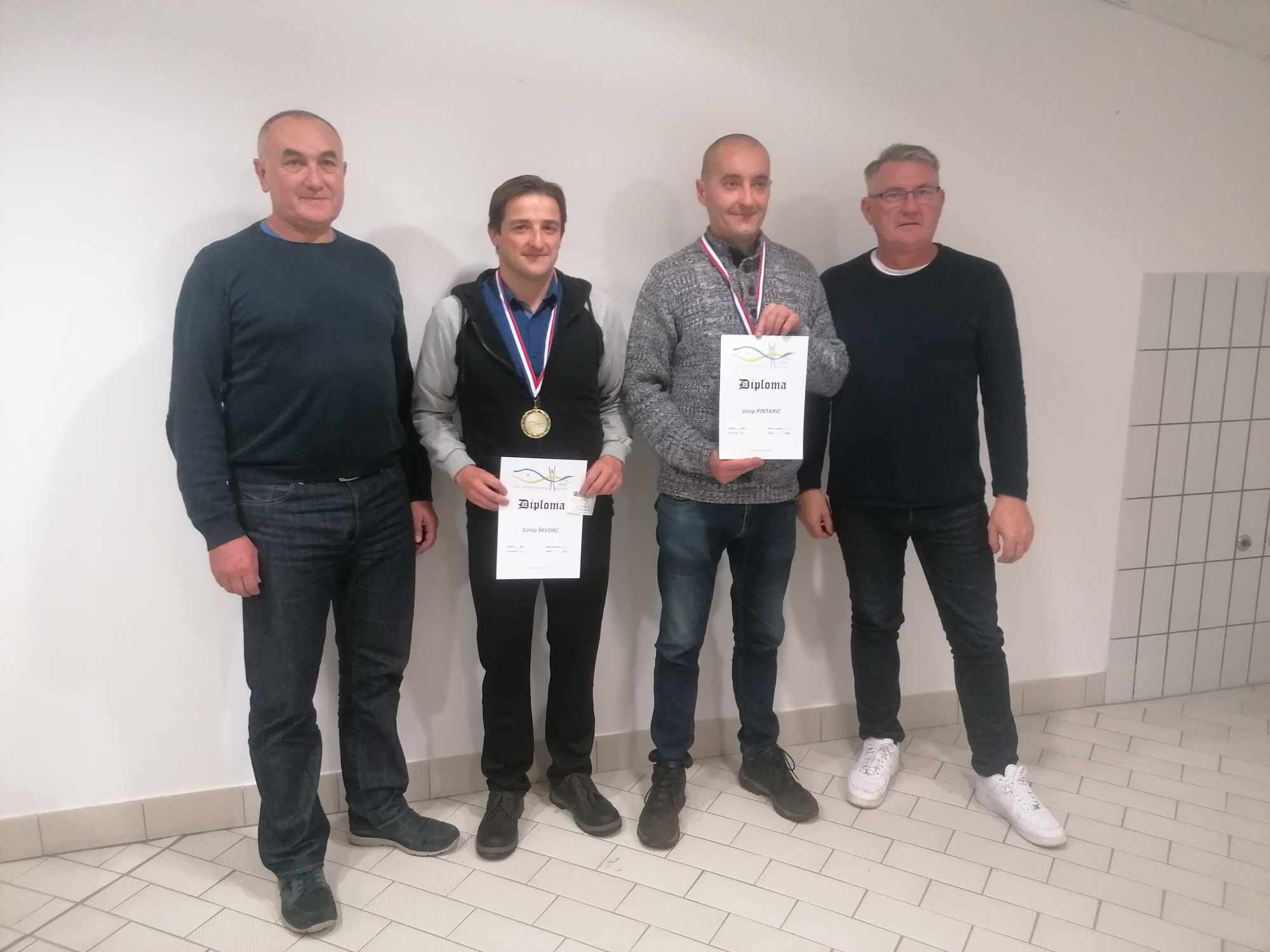 Image 5923283 (auto) Image 5923283 (auto)