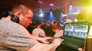 slika0008 Podroom (Subota, 30.3. – DJ Yapa)
