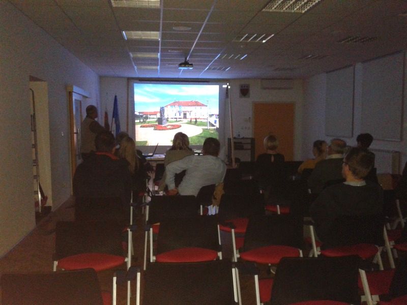 20151223170712386554608463