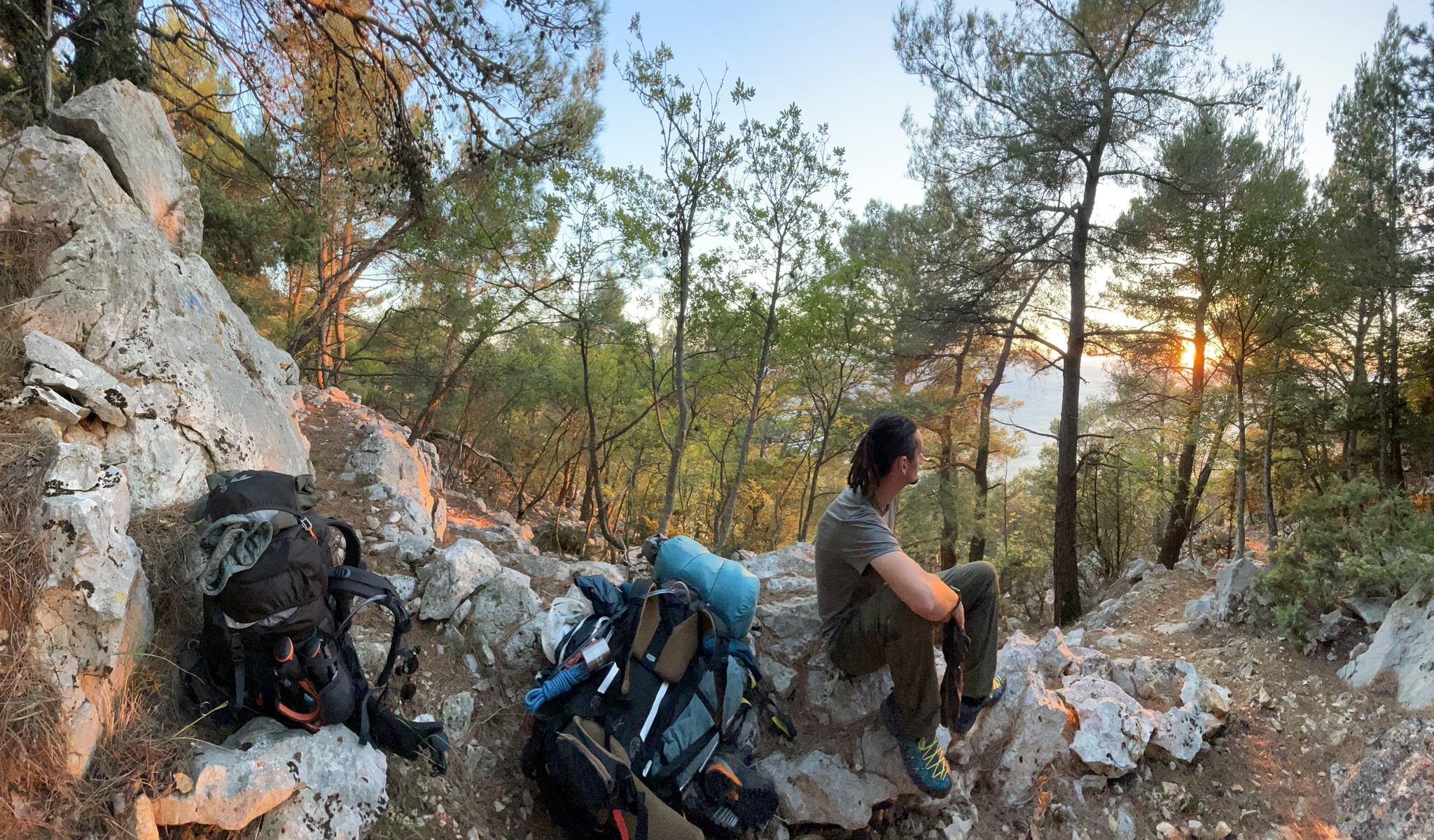 KREŠO NOVAK IZ GORNJEG HRAŠĆANA Kreativac koji balansira umjetnost, dobru volju i planinarenje KREŠO NOVAK IZ GORNJEG HRAŠĆANA Kreativac koji balansira umjetnost, dobru volju i planinarenje