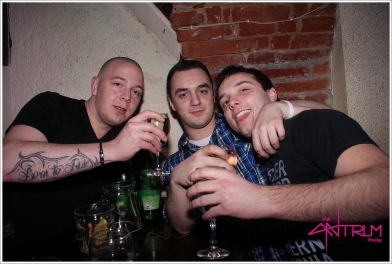 slika0038 Antrum (Subota, 2.3.2013 – Zodiac Band) slika0038 Antrum (Subota, 2.3.2013 – Zodiac Band)
