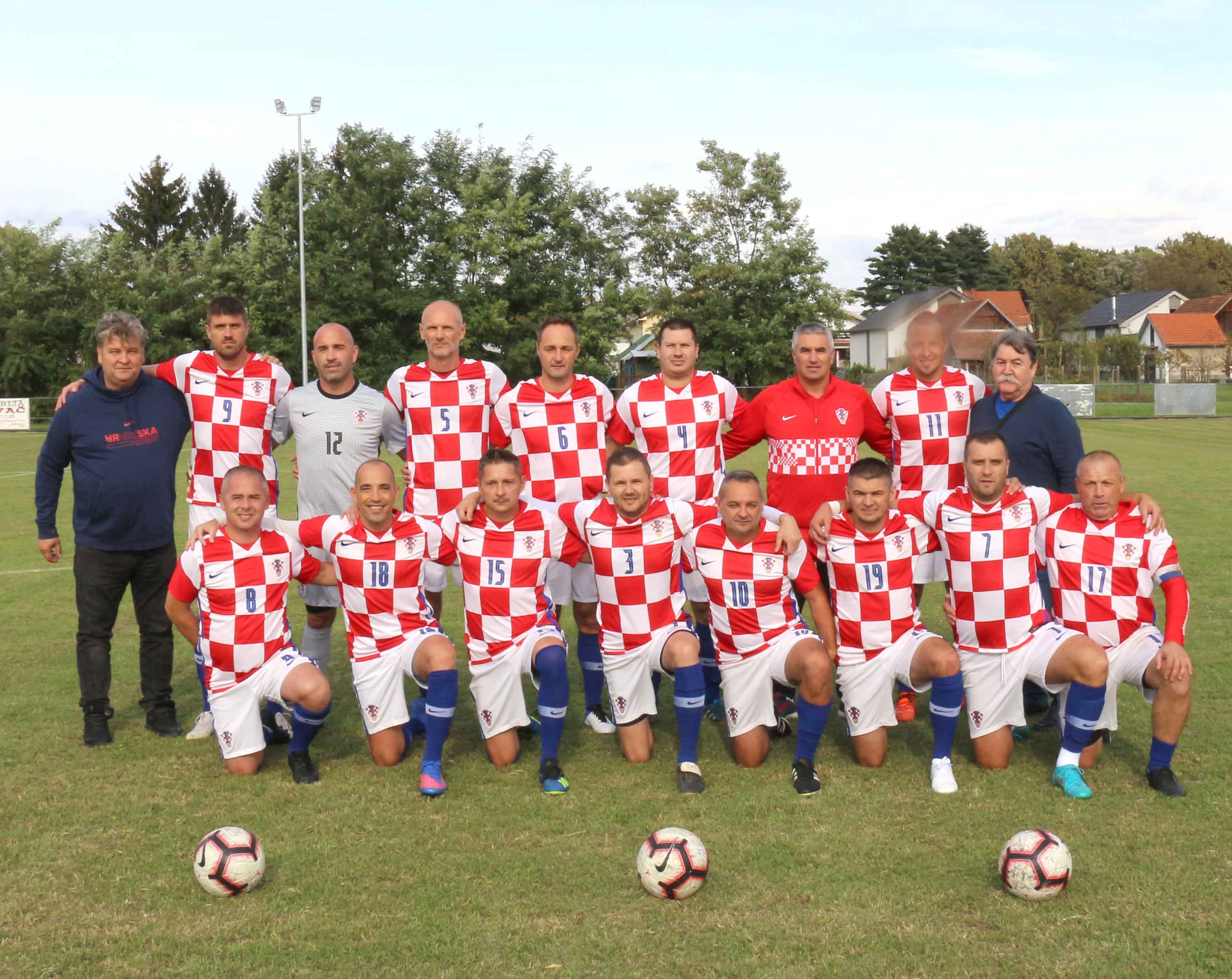 Borac u Donjem Hrašćanu ugostio veterane Hrvatskog nogometnog saveza