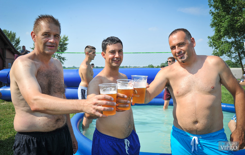Kobre pobjednici prvog turnira u odbojci na vodi u Prelogu