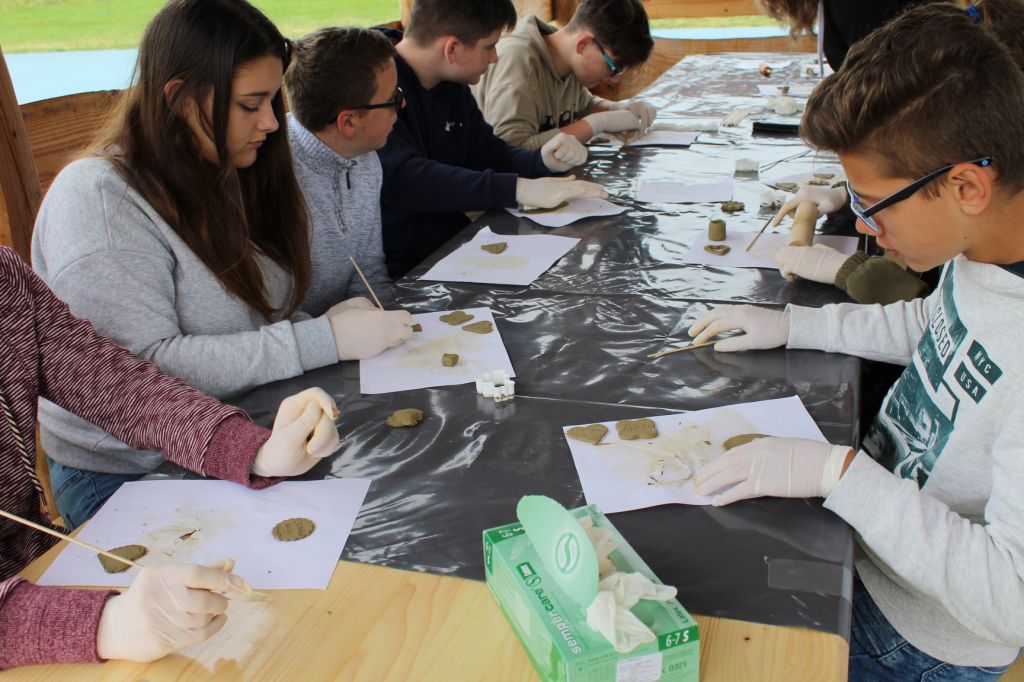 3141671977615719591018232542906