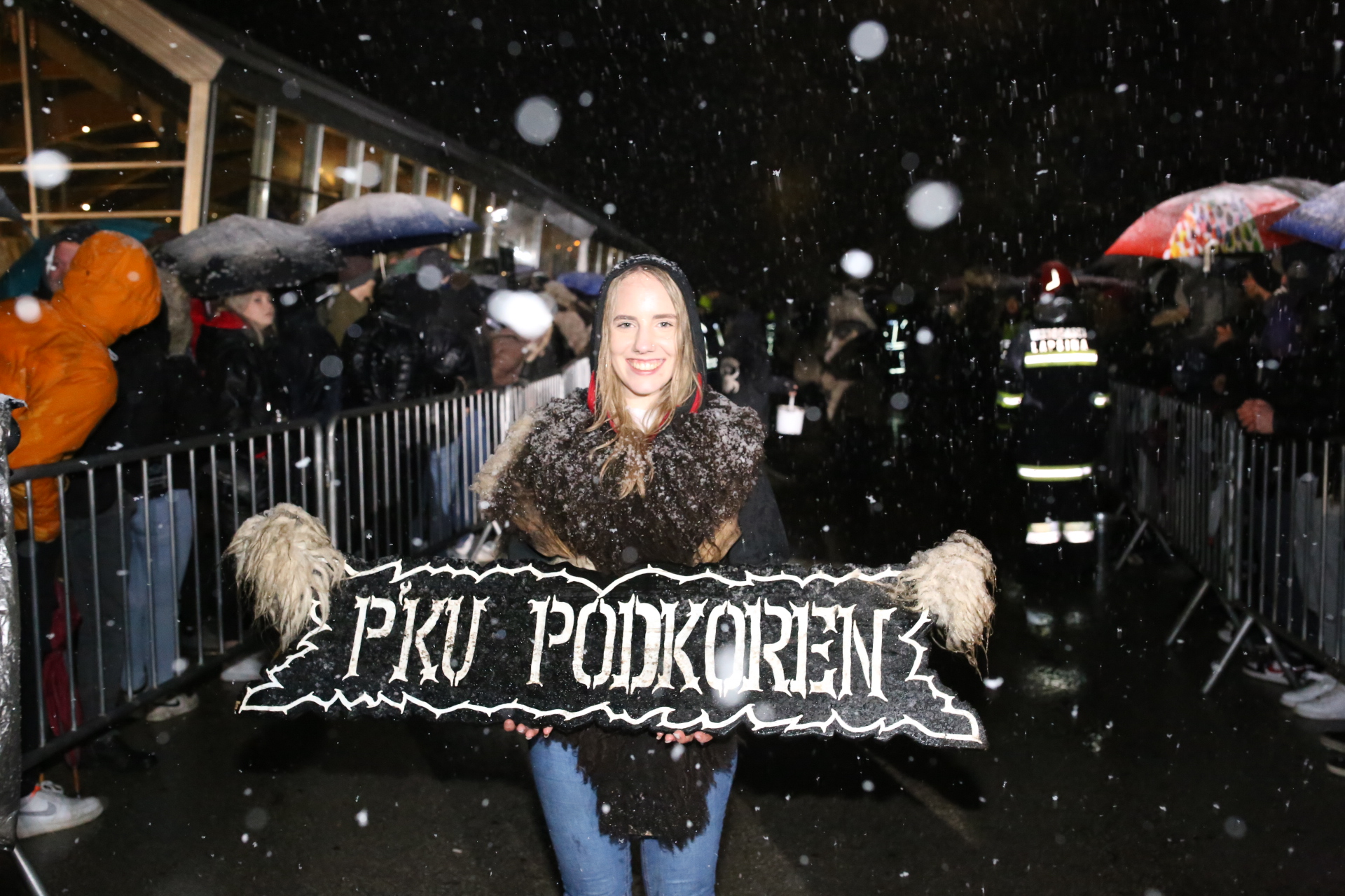 Oko 350 sudionika okupilo se na Svetomartinskom krampuslaufu!