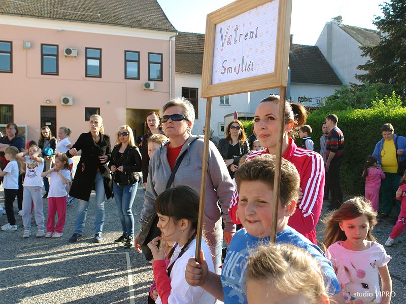 347715090dsc05570315339