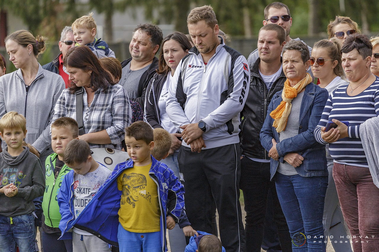 U Gardinovcu svečano otkrivena spomen-ploča posvećena seoskom pralu na potoku Trnavi
