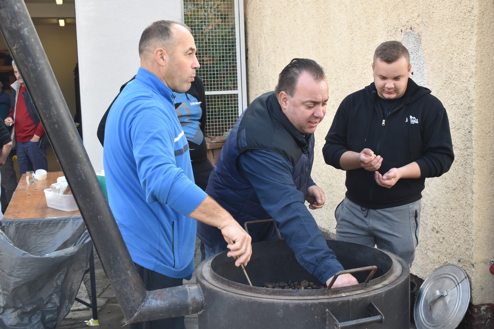 Brojni mještani u Strahonincu uživali u plodovima jeseni