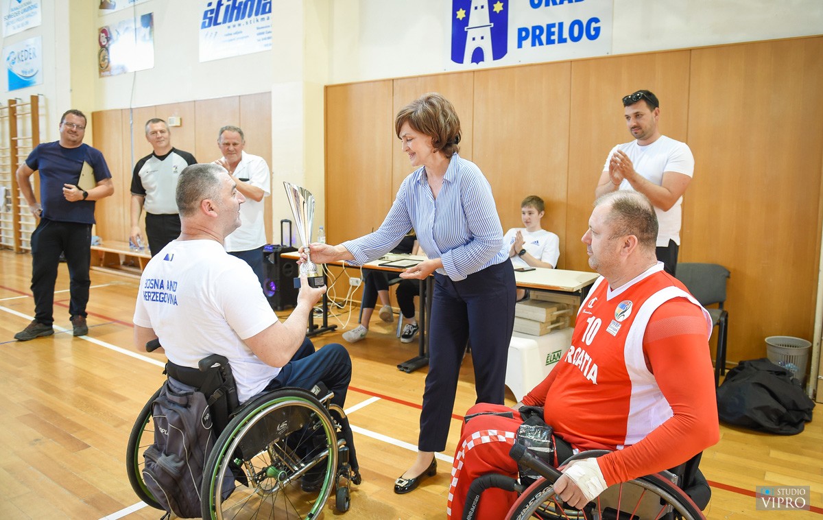 Košarkaši u kolicima