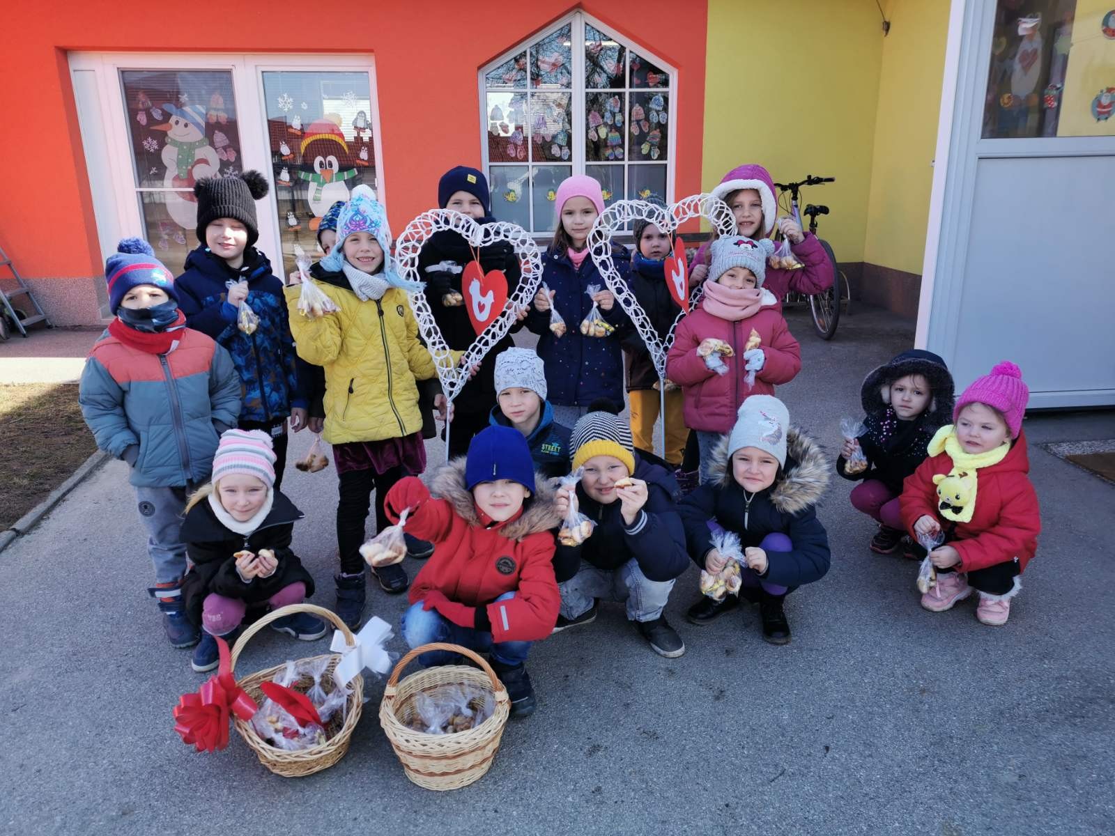 U dječjem vrtiću ‘Ribica’ u Žabniku održano tradicionalno vrtićko gostuvaje