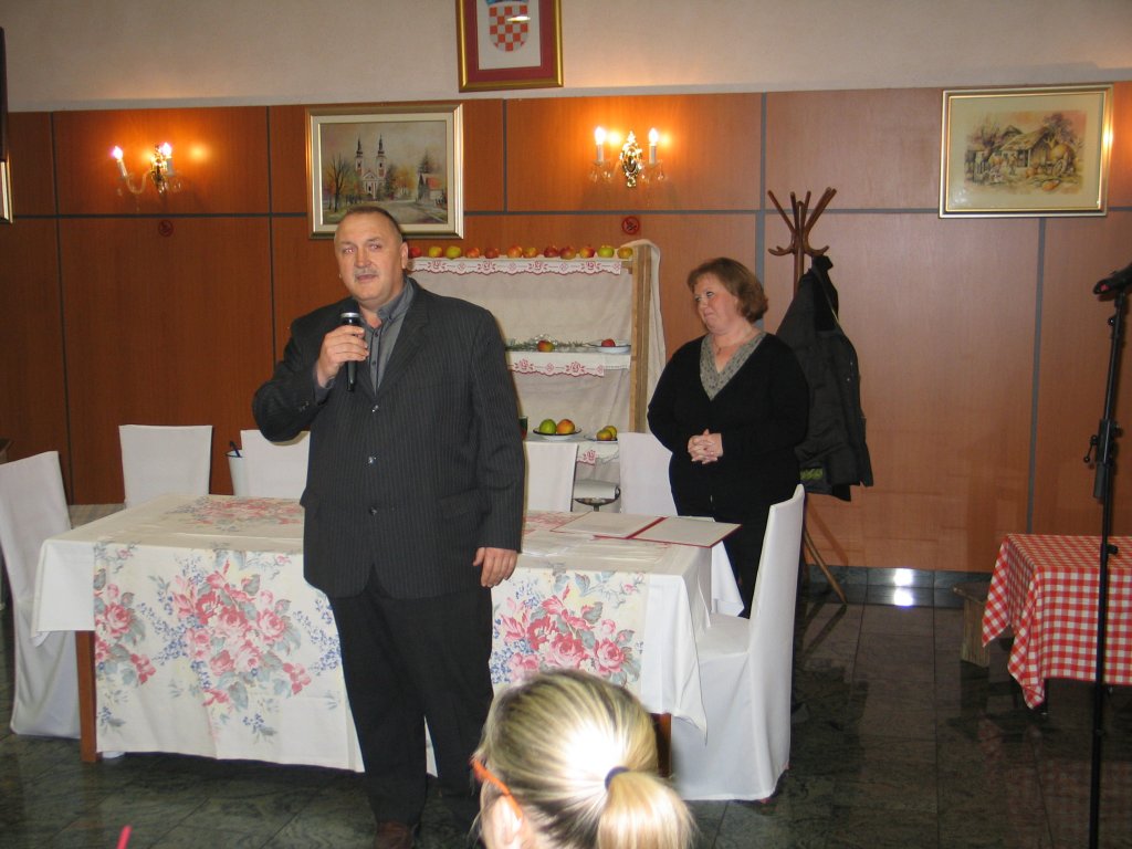 2vecerpoezije012613831