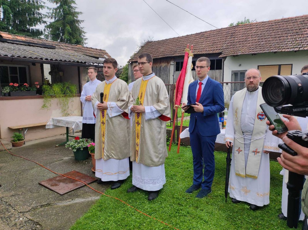 Mlada misa u Kotoribi