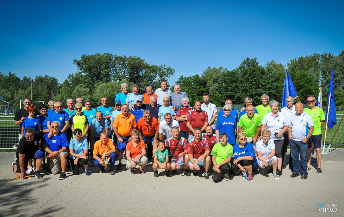 Četrnaest ekipa na Međunarodnom boćarskom turniru u Otoku