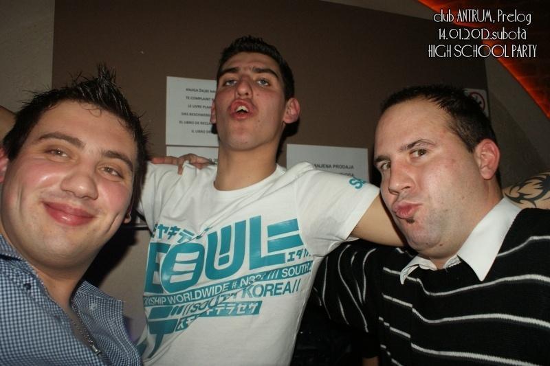 slika0080 Antrum (Subota, 14.1.2012) slika0080 Antrum (Subota, 14.1.2012)