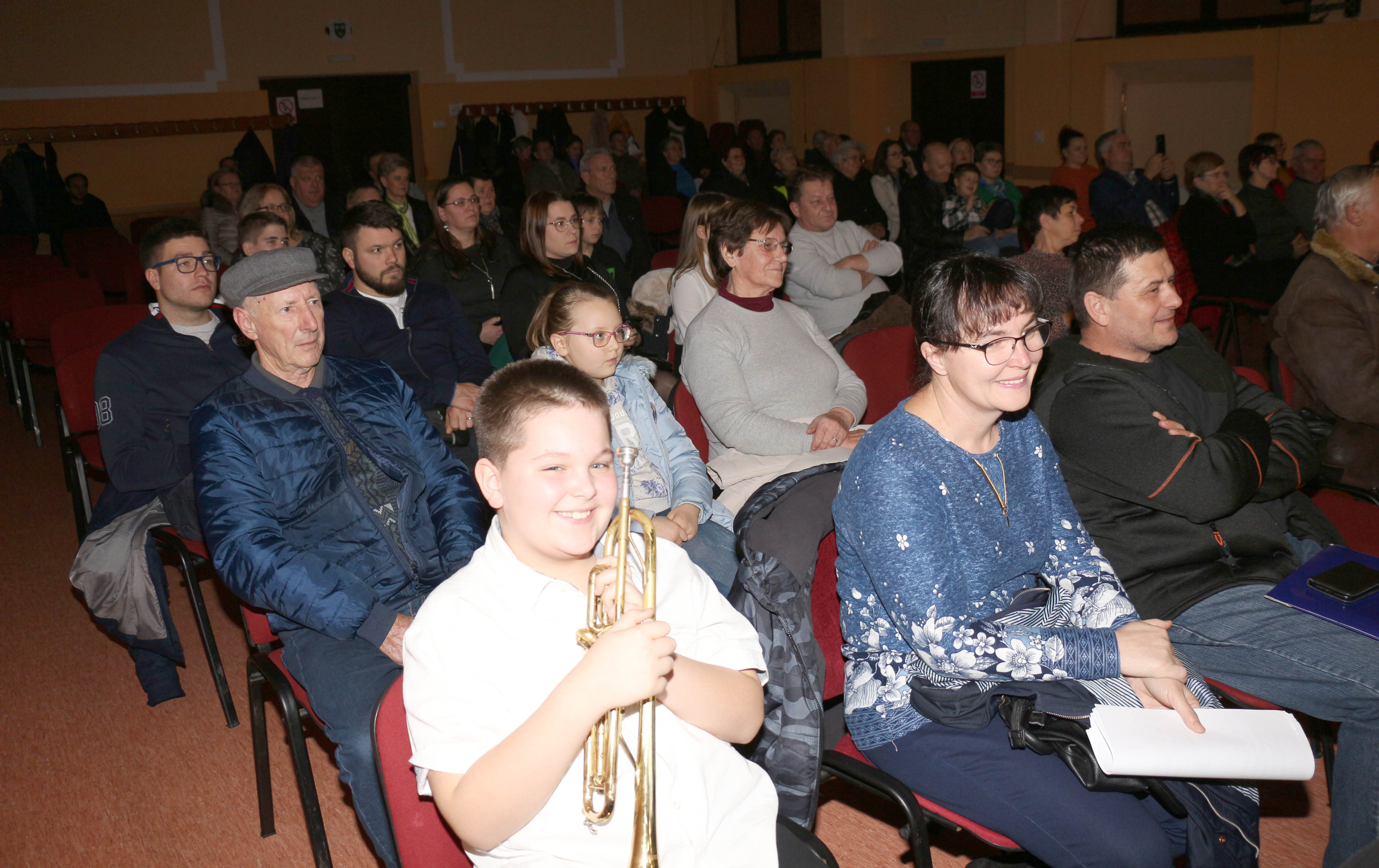 Limena glazba Belica održala veličanstven Božićni koncert