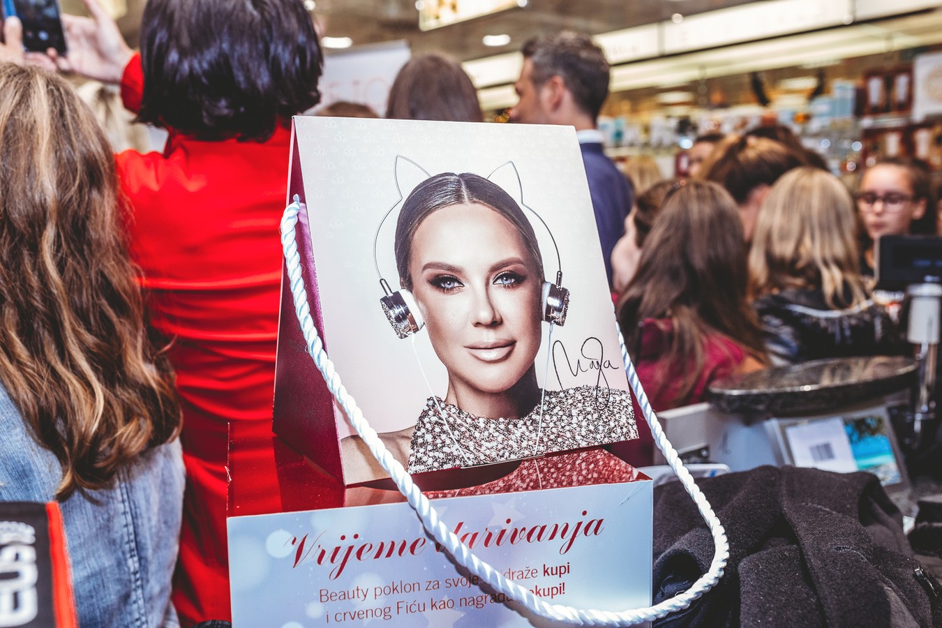 Maju Šuput u Galeriji Sjever dočekali brojni obožavatelji