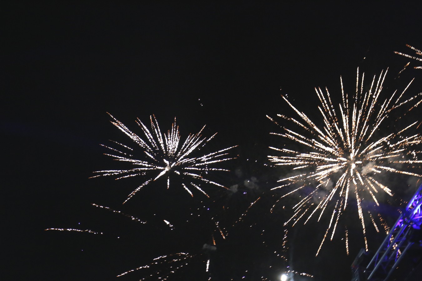 Popularna Jelena Rozga hitovima raspjevala posjetitelje Porcijunkulova