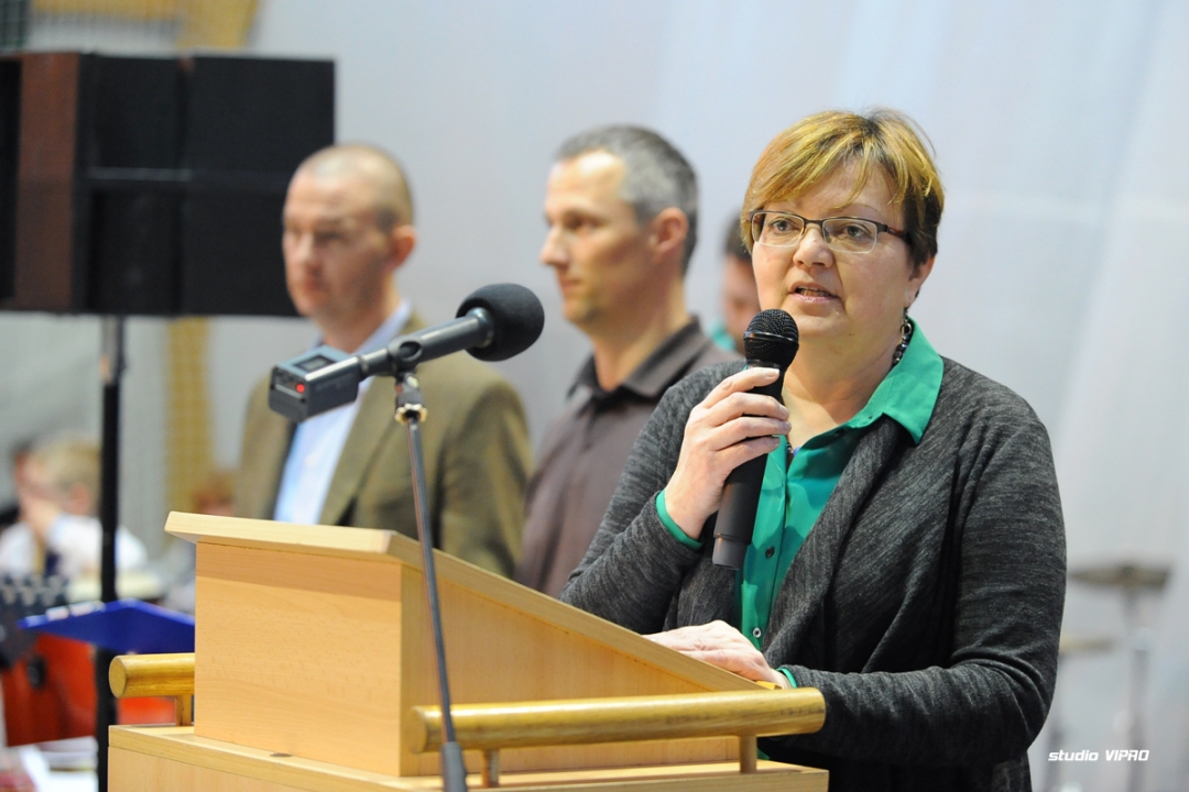 277711358dsc019891382